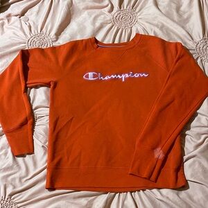 Champion boyfriend sweater. Size xs.